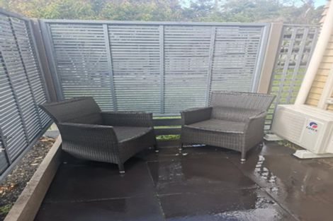 Photo of property in 10c Earl Road, Titirangi, Auckland, 0604