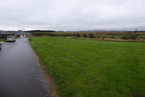 Photo of property in 35 Silicon Way, Fitzherbert, Palmerston North, 4410