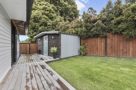 Photo of property in 4 Mariana Place, Glen Eden, Auckland, 0602