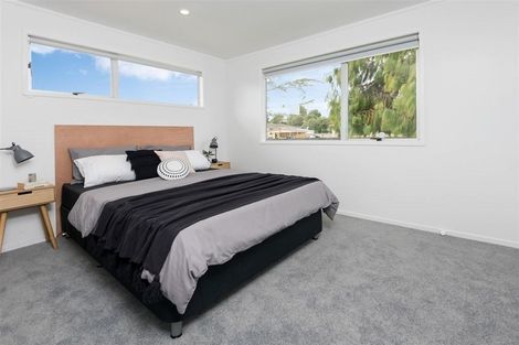 Photo of property in 4 Lyren Place, Half Moon Bay, Auckland, 2012