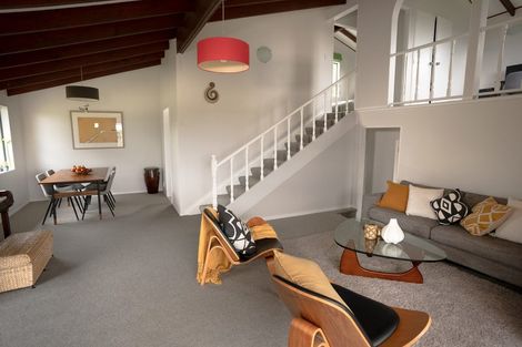 Photo of property in 2/15b Nandana Drive, Glen Eden, Auckland, 0602