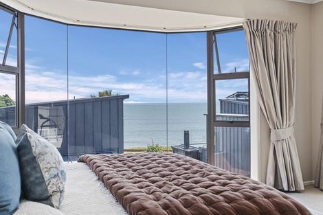 Photo of property in 18 Hine Street, New Plymouth, 4310
