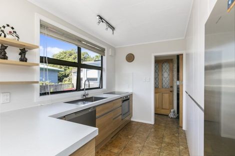 Photo of property in 150 Tilley Road, Paekakariki, 5034