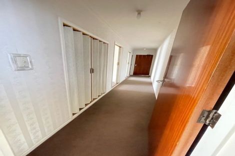 Photo of property in 11 Gilliam Street, New Lynn, Auckland, 0600