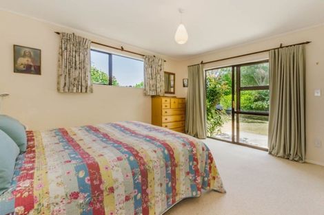 Photo of property in 9 Awanui Drive, Waikanae, 5036