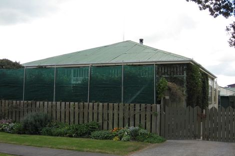 Photo of property in 7 Arawa Place, Castlecliff, Wanganui, 4501