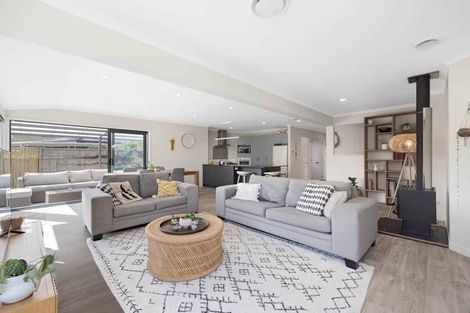 Photo of property in 11 Belmont Rise, Katikati, 3129