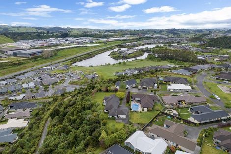 Photo of property in 41 Mortlake Heights, Pyes Pa, Tauranga, 3112