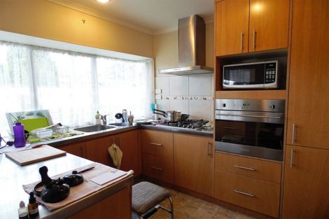 Photo of property in 40 Alwyn Avenue, Te Atatu South, Auckland, 0610