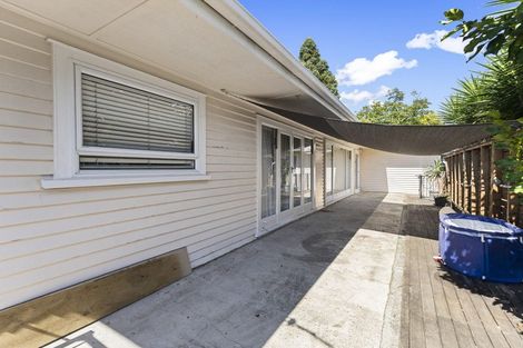 Photo of property in 5 Clevedon Road, Papakura, 2110