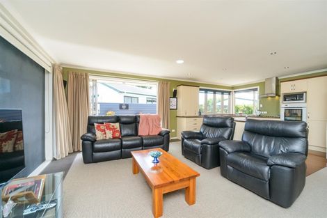 Photo of property in 39 Pukepapa Road, Marton, 4710