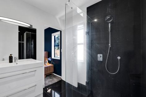 Photo of property in 507 Richmond Road, Lepperton, New Plymouth, 4373