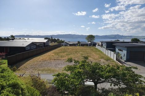 Photo of property in 20 Kurapoto Lane, Rainbow Point, Taupo, 3330