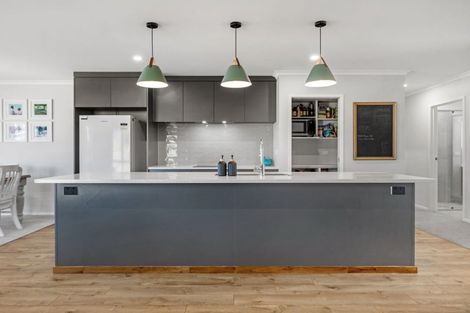 Photo of property in 118 Harriet Johnston Drive, Pokeno, 2402