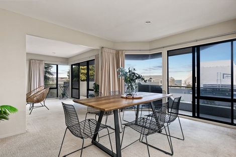 Photo of property in 9a Sunbrae Grove, Mount Maunganui, 3116