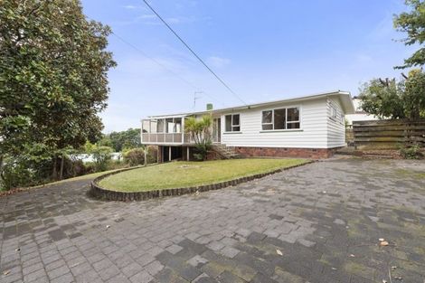 Photo of property in 1/5 Tirimoana Road, Te Atatu South, Auckland, 0602