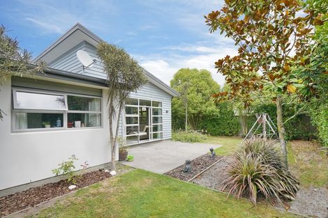 Photo of property in 82 Hakatere Road, Pegasus, 7612