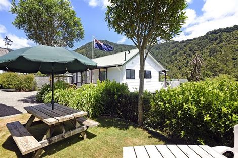 Photo of property in 16 Nikau Street, Duncan Bay, Rai Valley, 7195