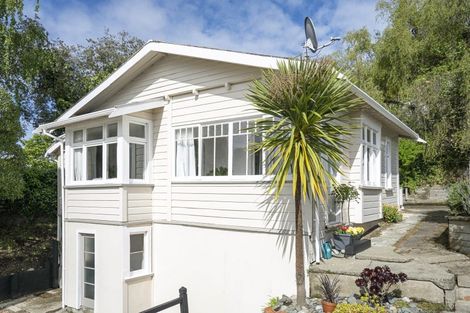 Photo of property in 1 Examiner Street, Nelson, 7010