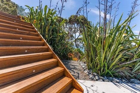 Photo of property in 57 Grand View Road, Leigh, 0985