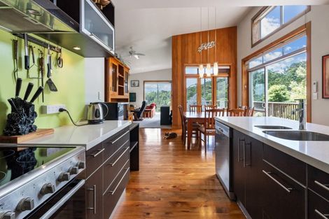 Photo of property in 69 Memorial Drive, Parahaki, Whangarei, 0112