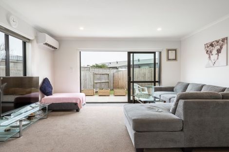 Photo of property in 1/1 Epping Place, Dinsdale, Hamilton, 3204