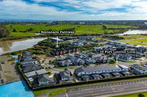 Photo of property in 16 Fort Lincoln Loop, Karaka, Papakura, 2113