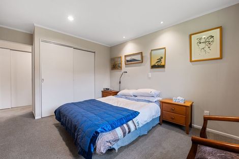 Photo of property in 3 Ruskin Place, Westown, New Plymouth, 4310