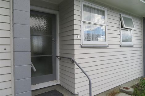 Photo of property in 1/136-138 Waddington Drive, Naenae, Lower Hutt, 5011