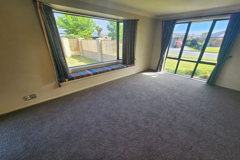 Photo of property in 3 Montego Close, Shirley, Christchurch, 8052