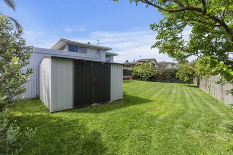 Photo of property in 24 Gulf Crest, Bucklands Beach, Auckland, 2012