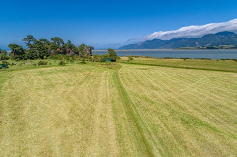 Photo of property in 97 Lake Ferry Road, Lake Ferry, Featherston, 5772
