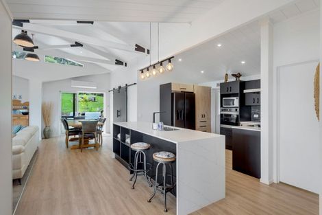 Photo of property in 419f Manawaora Road, Parekura Bay, Hikurangi, 0184