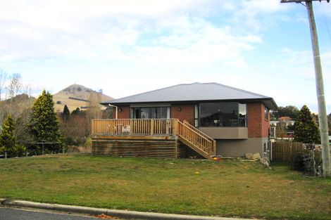 Photo of property in 30 Roseness Street, Palmerston, 9430