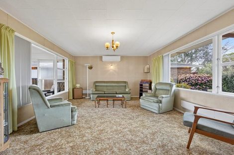 Photo of property in 16 Cascades Road, Pakuranga Heights, Auckland, 2010