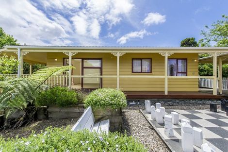 Photo of property in 772 West Coast Road, Oratia, Auckland, 0604