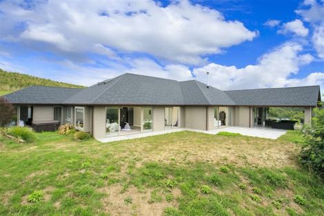 Photo of property in 55 Hartway Grove, Coatesville, 0792