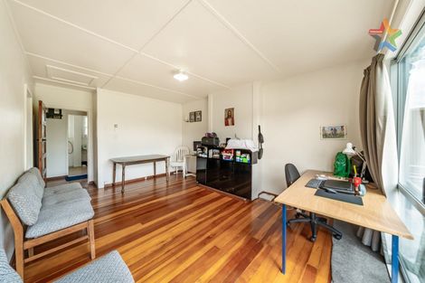 Photo of property in 43 Rata Street, Naenae, Lower Hutt, 5011