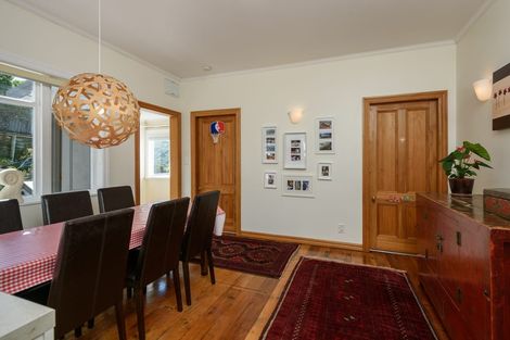 Photo of property in 11 Albemarle Road, Northland, Wellington, 6012