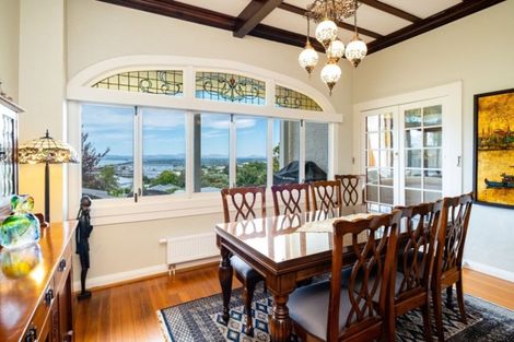 Photo of property in 8 Cobden Road, Bluff Hill, Napier, 4110