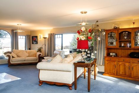 Photo of property in 11 Aspen Way, Kelvin Grove, Palmerston North, 4414