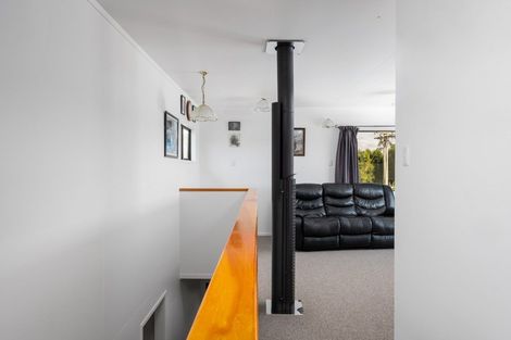 Photo of property in 20 Rangiuia Road, Tolaga Bay, 4077