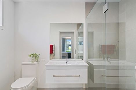 Photo of property in 74 Myles Way, Lower Shotover, Queenstown, 9304