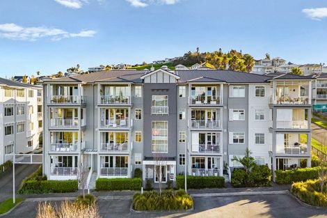 Photo of property in 38 Rewa Rewa Lane, Orewa, 0931