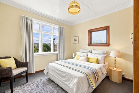 Photo of property in 17 Junction Road, Ravensbourne, Dunedin, 9022