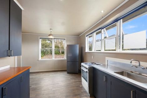 Photo of property in 84 Glenpark Avenue, Frankleigh Park, New Plymouth, 4310