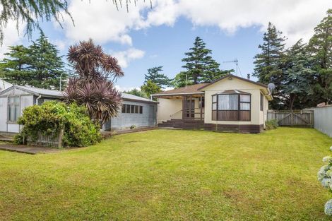 Photo of property in 6 Stanley Street, Dannevirke, 4930