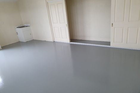 Photo of property in 3 Boeing Place, Goodwood Heights, Auckland, 2105