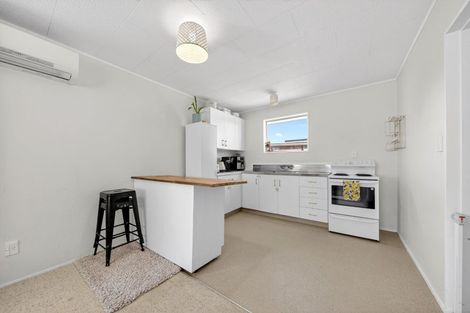 Photo of property in 5 Newland Place, Masterton, 5810