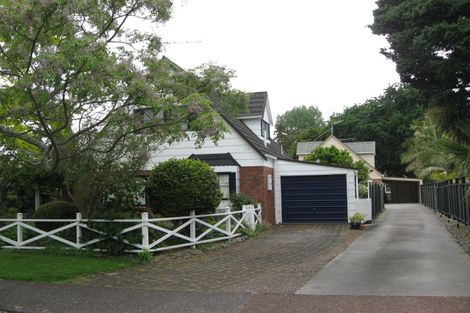 Photo of property in 12 Motuora Road, Manly, Whangaparaoa, 0930